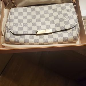Louis Vuitton Damier Azure Cross body MM